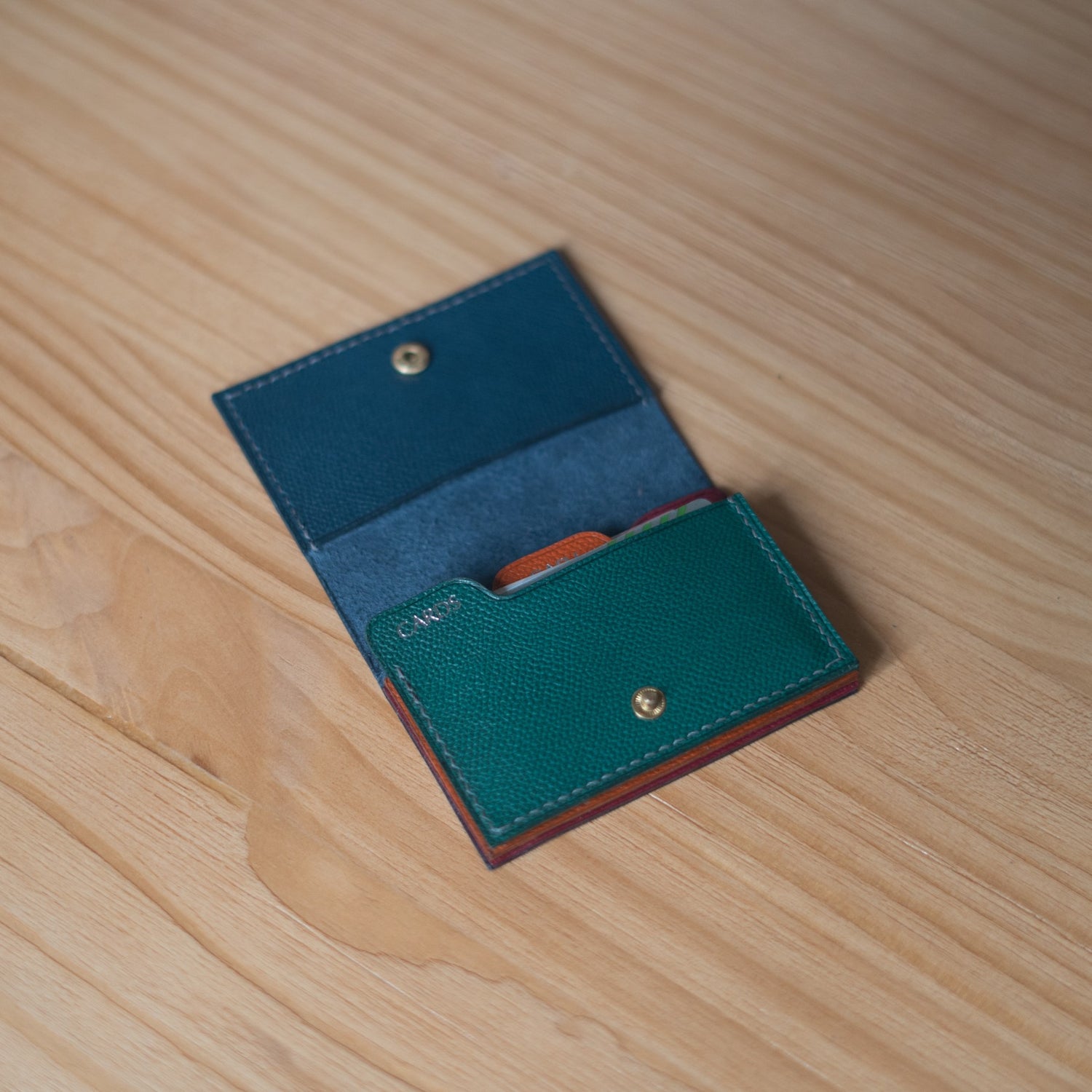 Tutorial: Accordion Cardholder