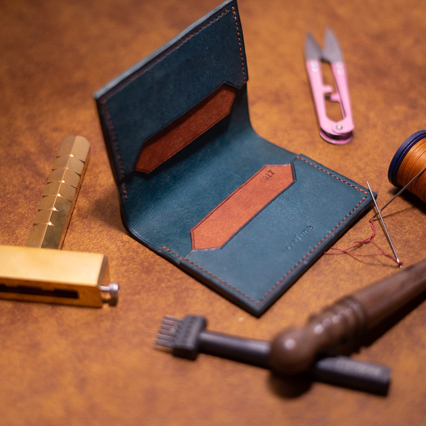 Minimalist Bi-fold Wallet - Crafune