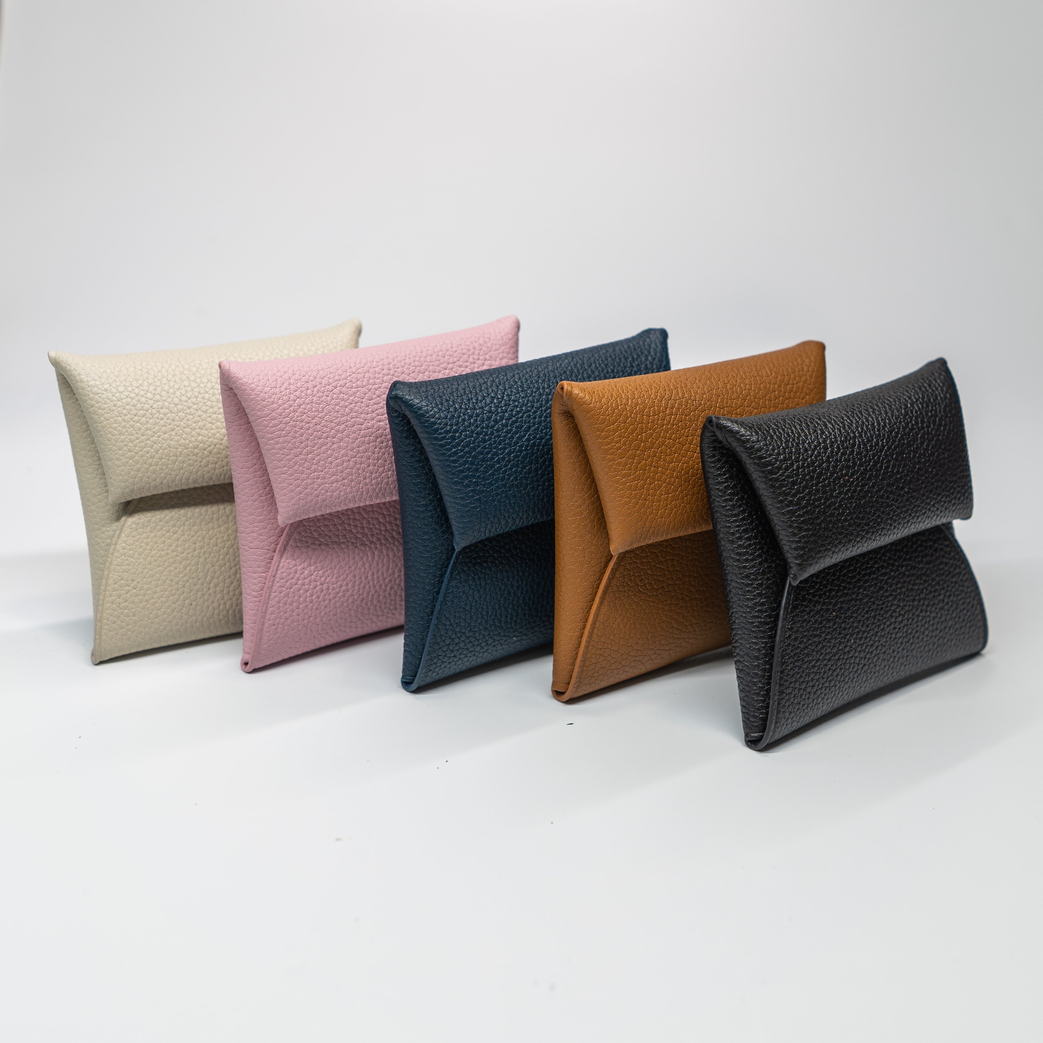 Snap Pouch - White Choco