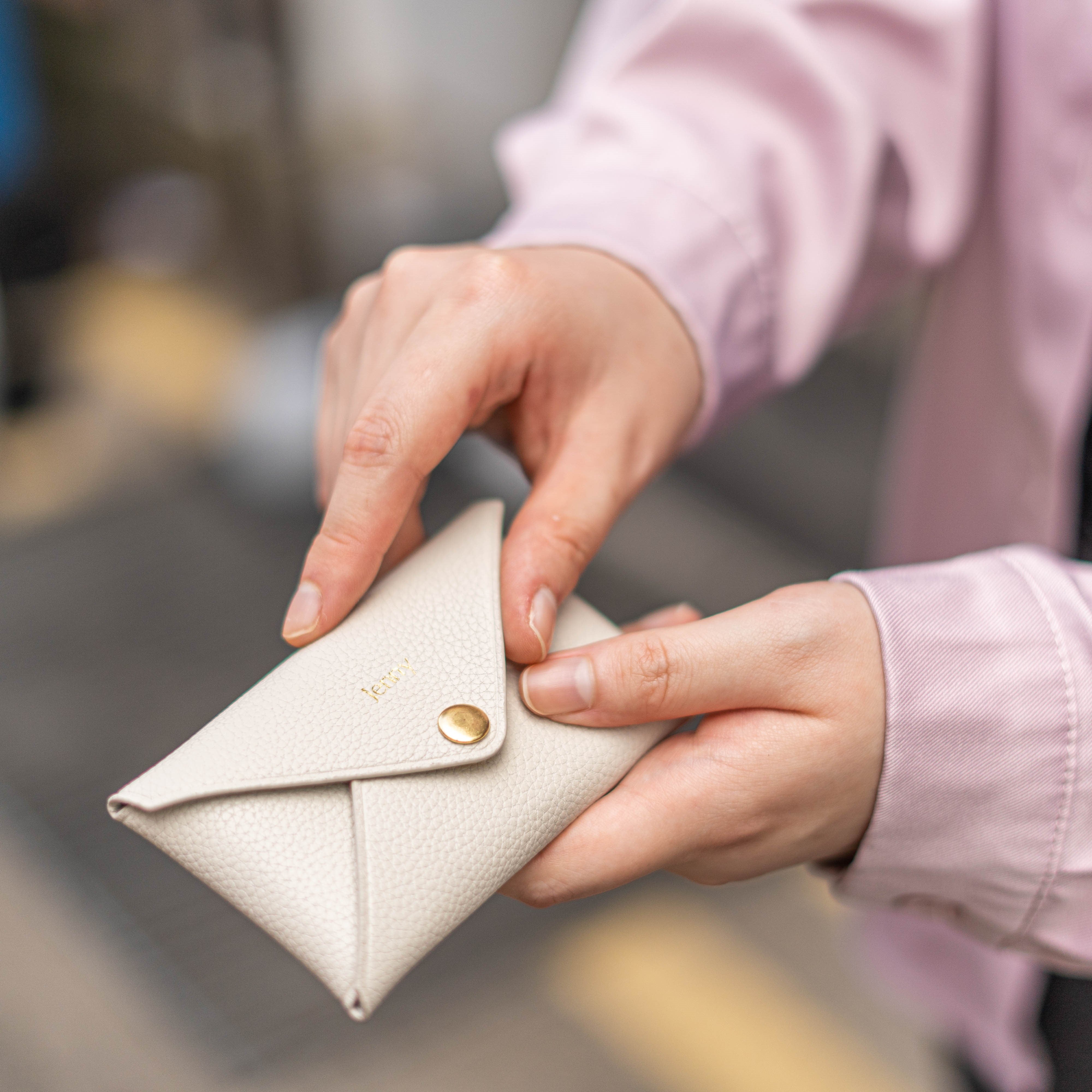 Envelope Cardholder - White Choco