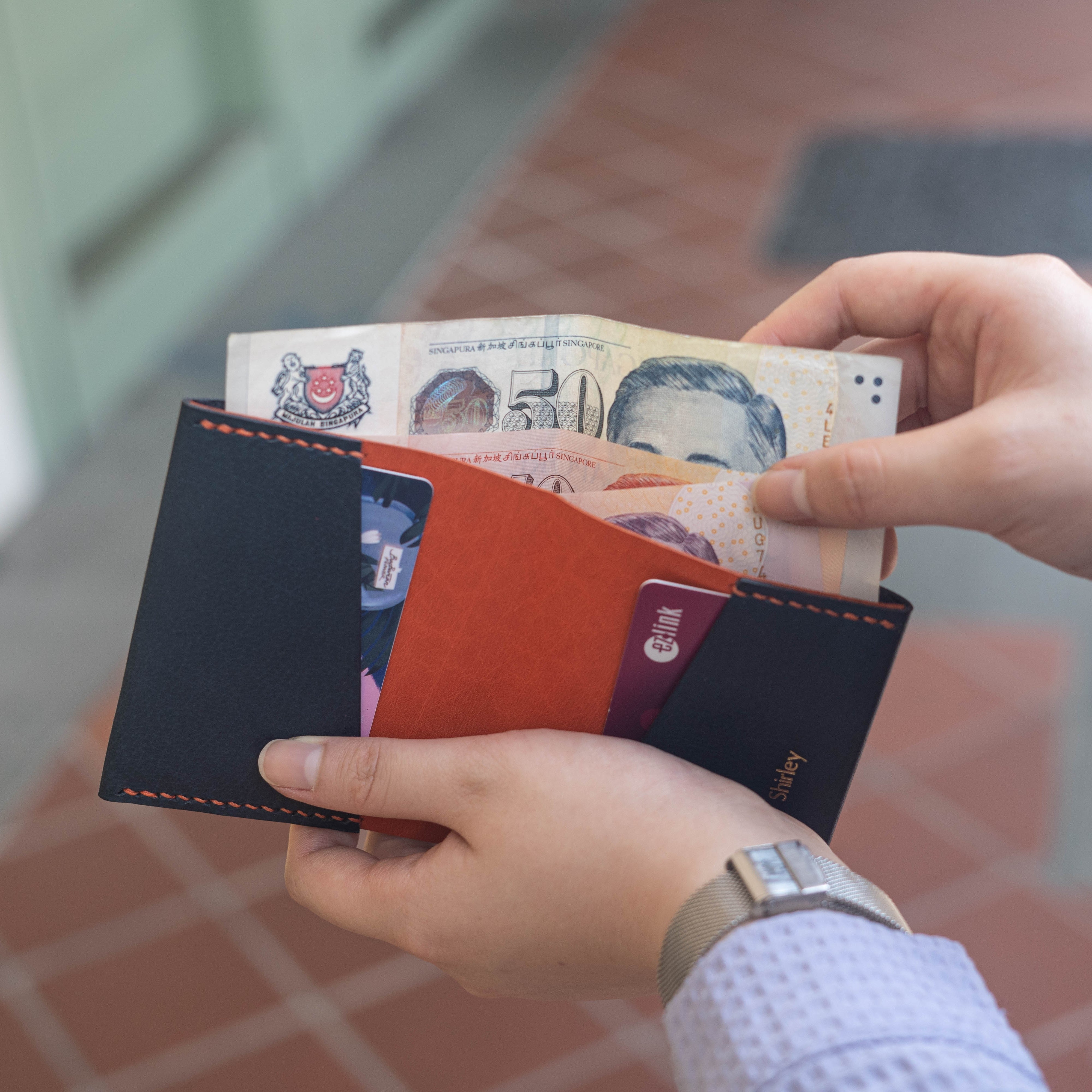 Basic Bi-fold Wallet